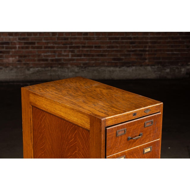 Early 20th Century Quartersawn Oak File Cabinet by Browne-Morse For Sale In Chicago - Image 6 of 11