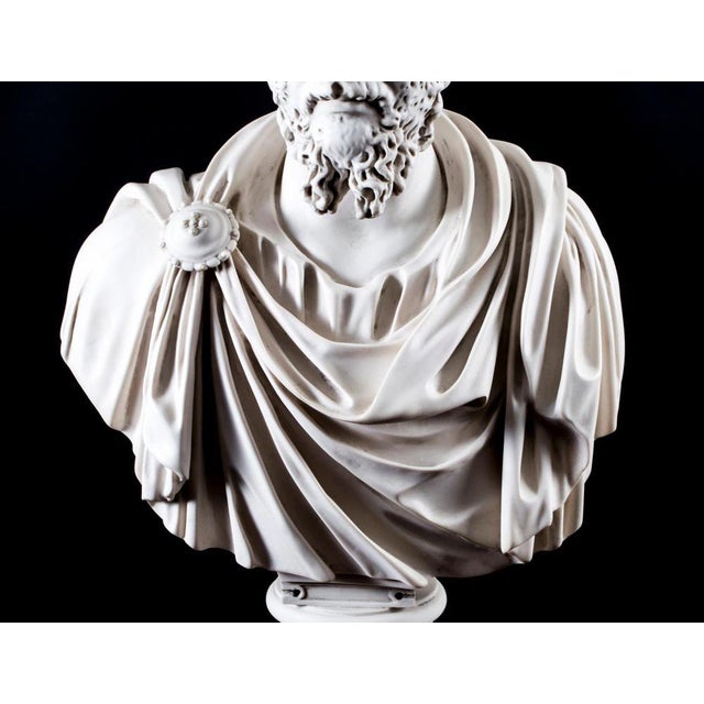 1970s Marble Bust and Pedestal Depicting Roman Emperor Lucius Versus, Set of 2 For Sale - Image 5 of 18