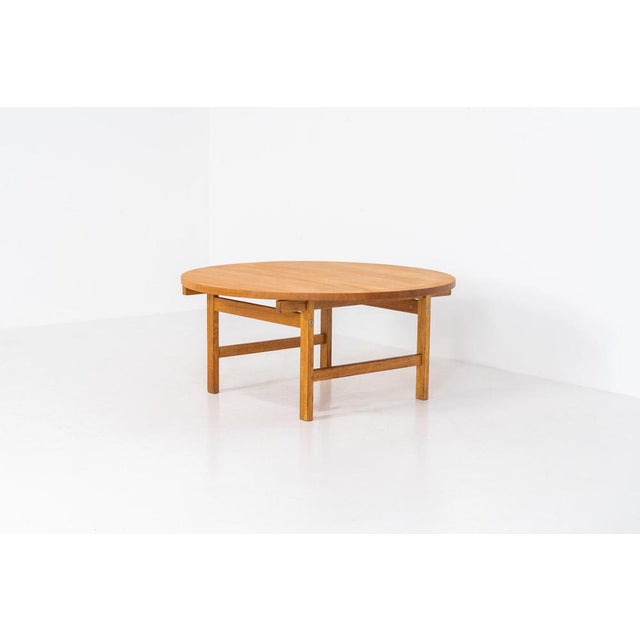 Oak coffee table by hans j. Wegner for pp møbler (denmark, 1960s). A gorgeous round coffee table composed of solid oak...