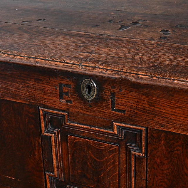 English 18th Century Oak Mule Chest For Sale - Image 11 of 13
