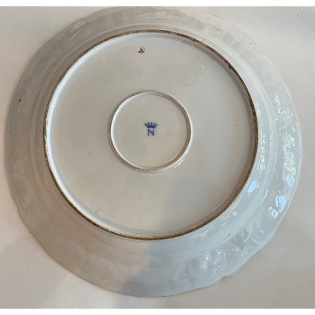Antique Ernst Bohne Söhne Capodimonte-Style Armorial Porcelain Charger 14" For Sale - Image 15 of 16