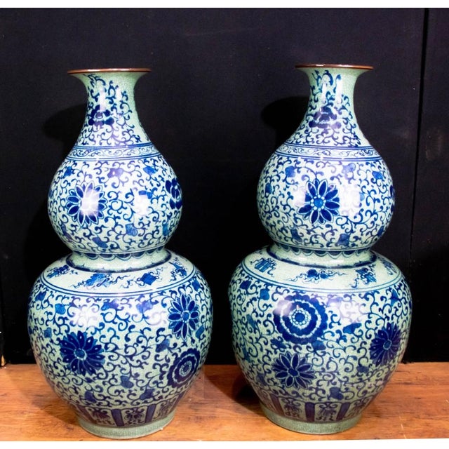 Ceramic Blue and White Porcelain Ming Double Gourd Urns, Set of 2 For Sale - Image 7 of 7
