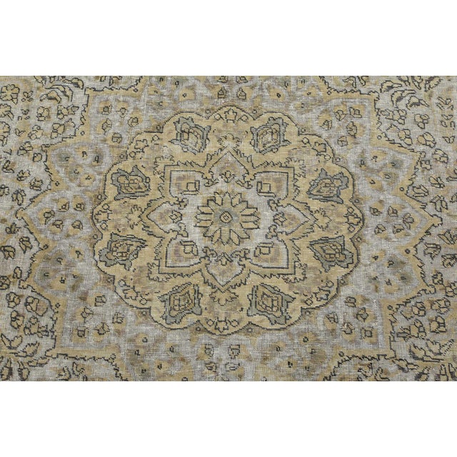 Tabriz Rug 10’1” X 12’9” Ivory Wool Vintage Distressed Hand-Knotted Carpet For Sale In Philadelphia - Image 6 of 15