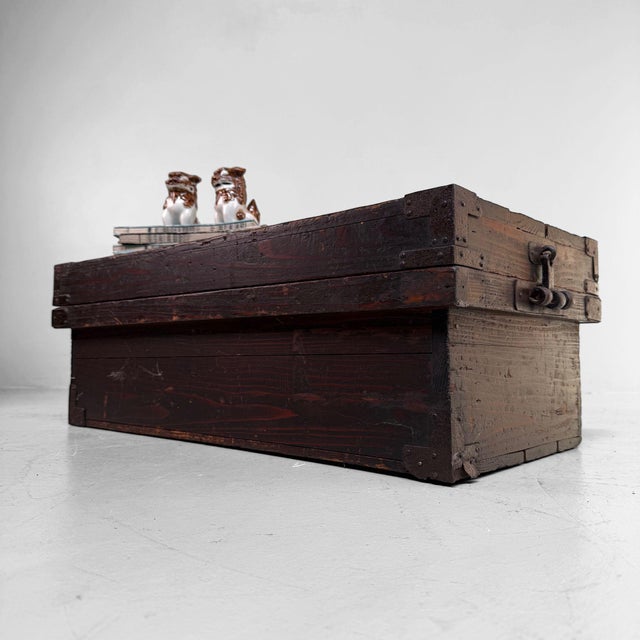 Contemporary Antique Early Meiji Japanese Storage Chest with Lid and Wrought Iron For Sale - Image 3 of 14