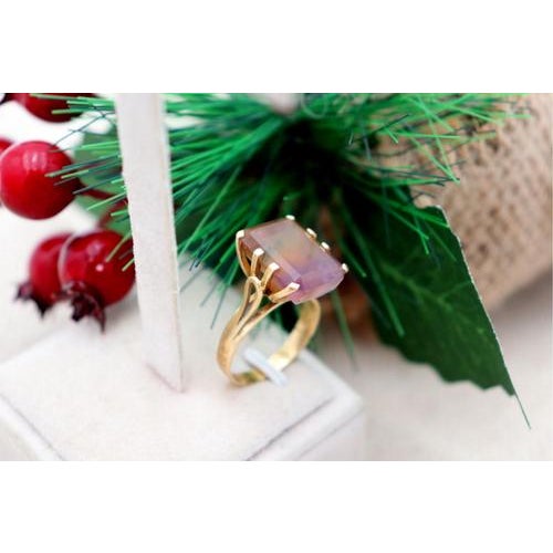 Gold Ring with Bicolor Cut Amethyst For Sale - Image 5 of 6