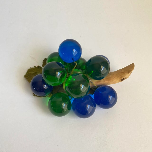 Mid Century Modern 1960s Lucite Grape Cluster Blue & Green For Sale - Image 6 of 11