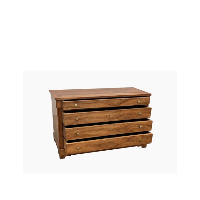 Traditional Restoration Walnut Chest of Drawers, 18th Century For Sale - Image 3 of 8