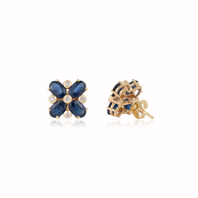 Metal Vintage 3.91 Carat Blue Sapphire Diamond Flower Stud Earrings in 14k Yellow Gold- A Pair For Sale - Image 7 of 14