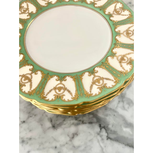 Royal Doulton 1920s Royal Doulton Sevres Green & Gold Gilt Dinner Plates - Set of 12 For Sale - Image 4 of 18