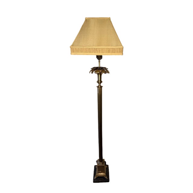Vintage Hollywood Regency Neoclassical Brass-Tone Floor Lamp For Sale