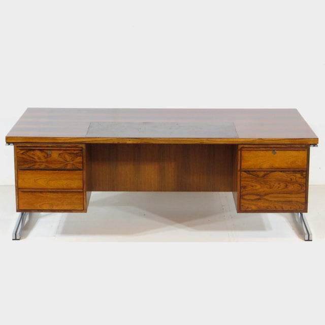 Large vintage mid-century modern executive writing desk designed by Theo Tempelman for AP Originals in the 1960s. This...