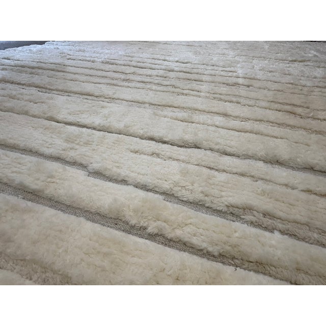 Rh Eli Wool Rug – 12' × 15' Natural | Hand-Knotted New Zealand Wool | Moroccan-Inspired Contemporary Design For Sale - Image 12 of 18