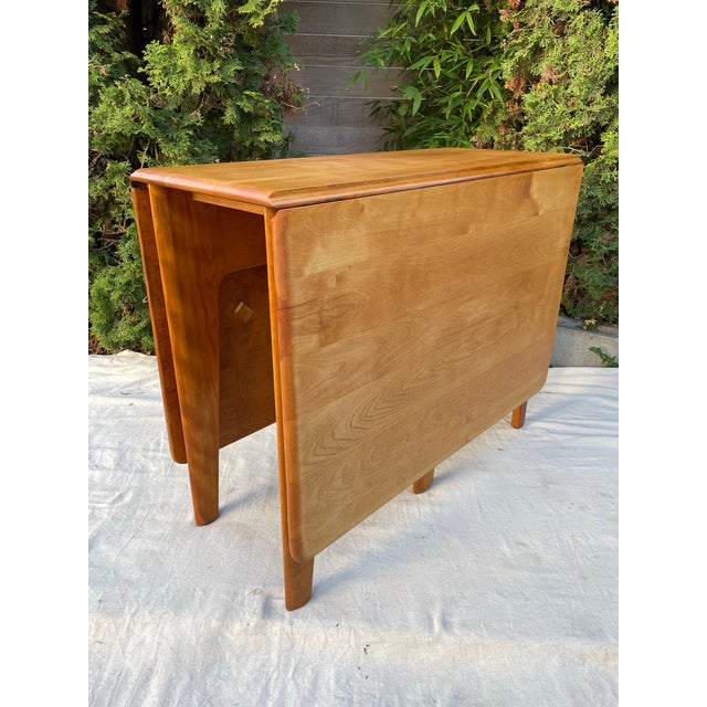 Mid 20th Century Mid 20th Century Attributed Heywood-Wakefield M166 Drop Leaf Dining Table — Mid-Century Modern Solid Maple, Sculpted Legs For Sale - Image 5 of 9