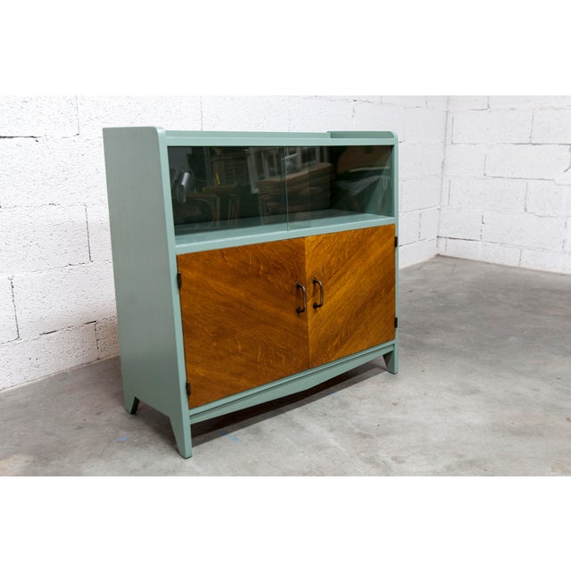 1960s Atypical Noble Green Low Display Cabinet, 1960s For Sale - Image 5 of 12