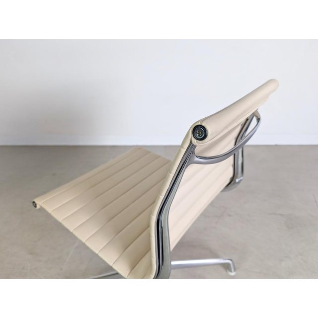 EA 106 Chairs by Charles and Ray Eames for Herman Miller, Set of 2 For Sale - Image 9 of 13