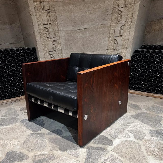 Black 1960s Modern Rosewood Leather Club Chair Brazilian Style of Sergio Rodrigues For Sale - Image 8 of 12