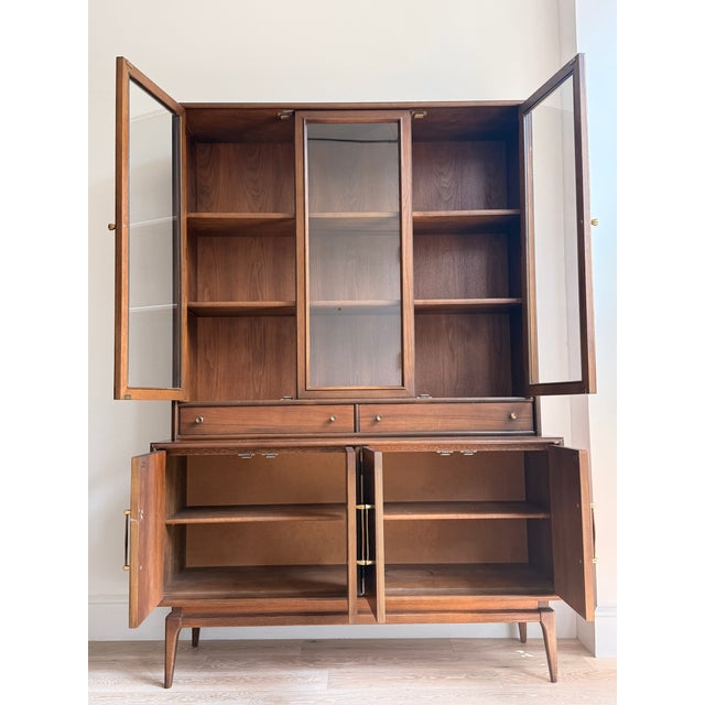 Keller Mid-Century Modern Walnut China Cabinet / Bar Hutch For Sale - Image 4 of 6