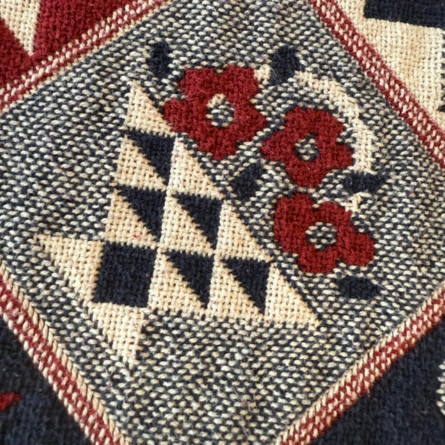 1980s American Made Quilt Style Large Cotton Bedspread or Coverlet For Sale - Image 4 of 7