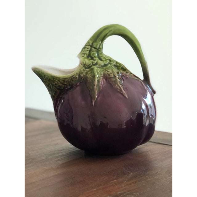 Add this aubergine to your table top for a perfect plummy pop of color. Fill it with water, juice, or mimosas...or fill it...