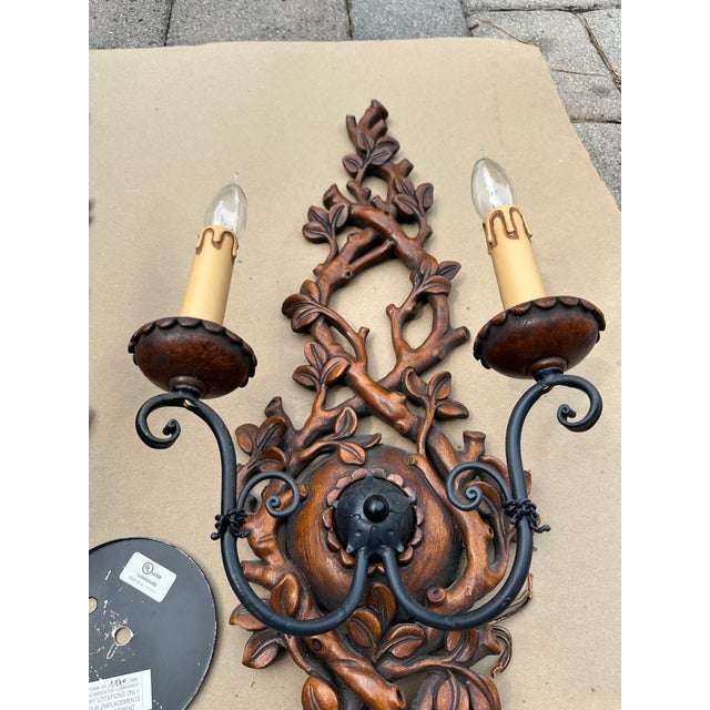 1990s Roberto Giovannini Art. 1170 Ramage Italian Carved Wood Two - Light Sconces - a Pair For Sale - Image 10 of 10