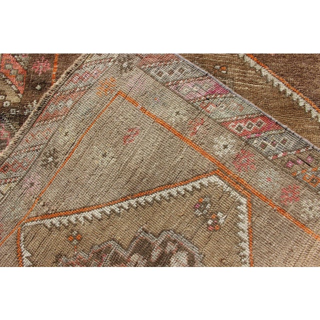 Vintage Hand Knotted Turkish Oushak Runner With Tribal Medallions in Earthy Tones For Sale - Image 10 of 11