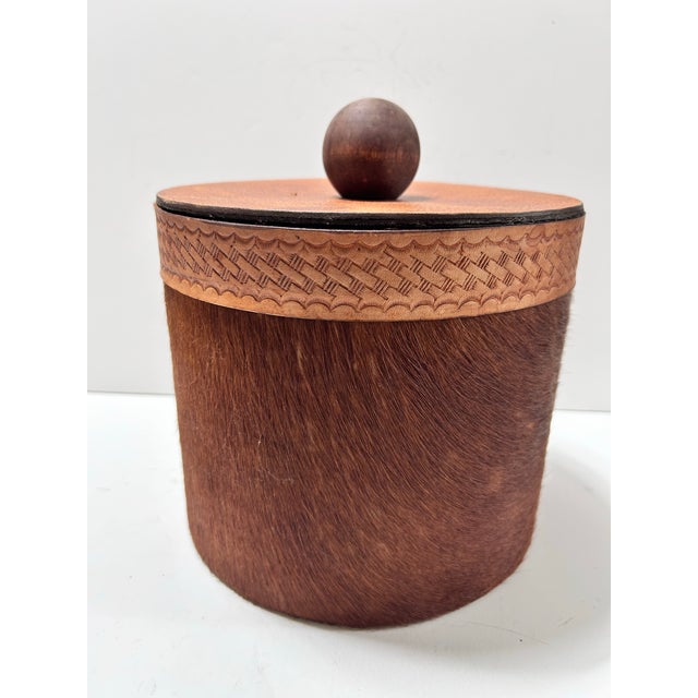 Rustic Southwest Cowhide and Tooled Leather Ice Bucket, Ranch Barware For Sale - Image 3 of 12