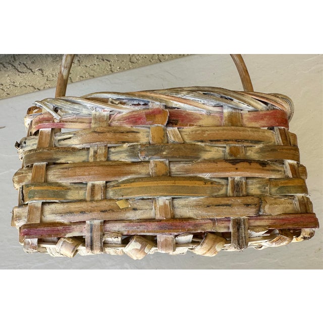Vintage 1900s Natural Pink & White Wash Square Wicker Basket For Sale - Image 10 of 12