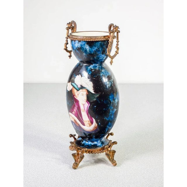 Hand-Painted Ceramic Vases, 1800s, Set of 2 For Sale - Image 6 of 9