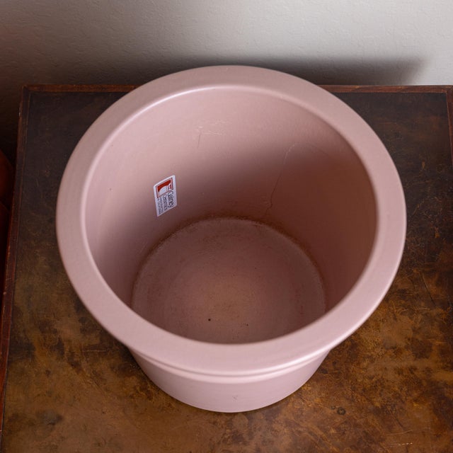 2000 - 2009 Vintage Gainey Ceramics Az-10 Azalea Planter in Mauve, California Modern For Sale - Image 5 of 8