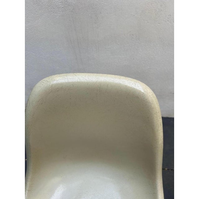 Beige Set of La Fonda Herman Miller Chairs by Charles & Ray Eames for Herman Miller For Sale - Image 8 of 14