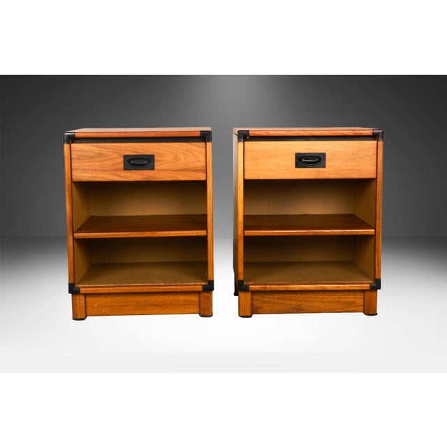 MidCentury Pair of Nightstands/Side Tables Drexel Modulus Collection For Sale - Image 9 of 17