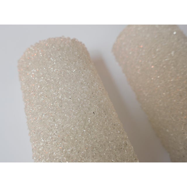 1960s Wall Lights in Textured Acrylic Glass and Brass, France 1960, Set of 2 For Sale - Image 5 of 8