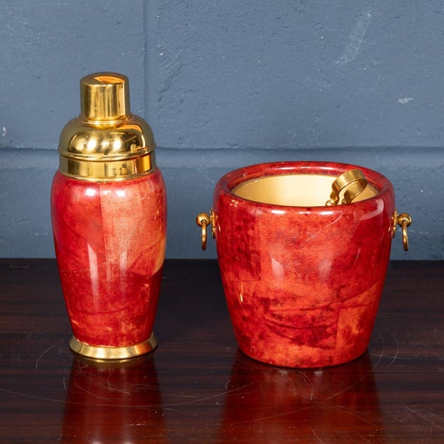 1960s Vintage Italian Cocktail Shaker and Ice Bucket by Aldo Tura, 1960, Set of 2 For Sale - Image 5 of 14