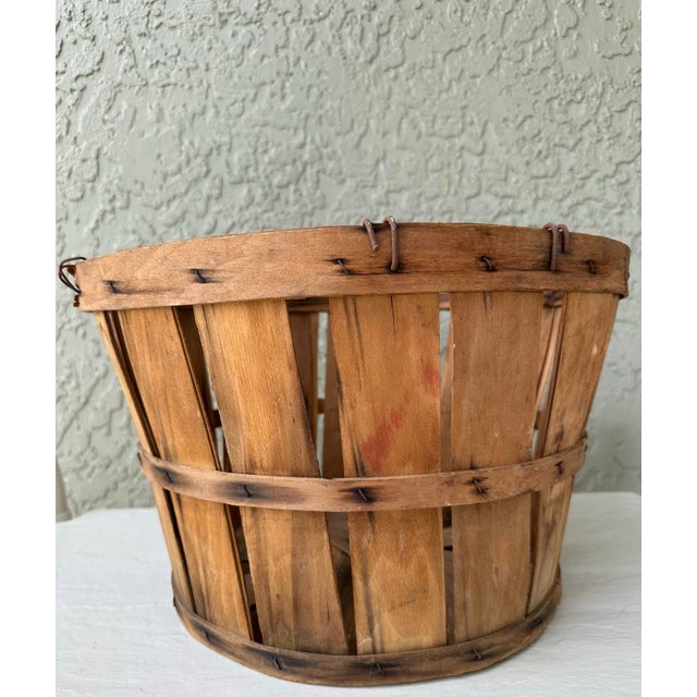 Vintage Early-Mid 1900s Rustic Farmhouse Harvest Wooden Produce Bushel Basket For Sale - Image 12 of 12