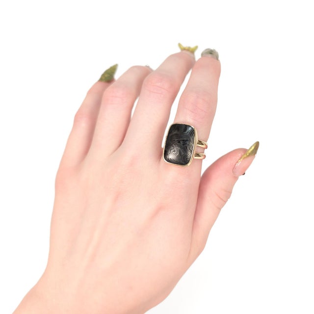 Modern Vintage 14k Gold & 'Crown of Silver' Psilomelain Gemstone Signet Style Ring For Sale - Image 3 of 12