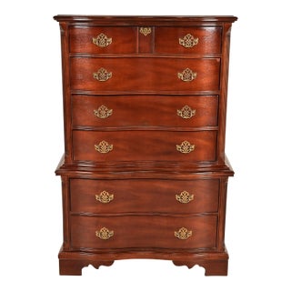 Chippendale Carved Mahogany Serpentine Front Six-Drawer Highboy Dresser For Sale