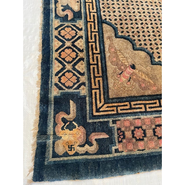 1900s Chinese Peking Rug With Bees and Medallion For Sale - Image 4 of 5