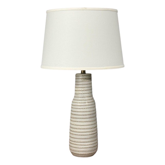 1960s Gordon & Jane Martz, Large Table Lamp, Light Grey Ceramic, Usa For Sale