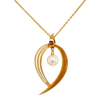 Mikimoto 14k Cultured Pearl Pendant on Chain For Sale