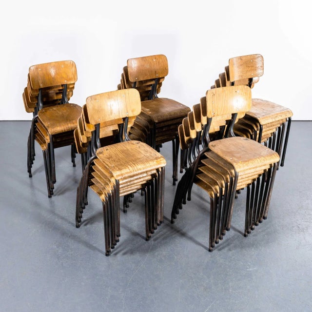 French Stacking Dining Chair, 1960s For Sale - Image 4 of 14