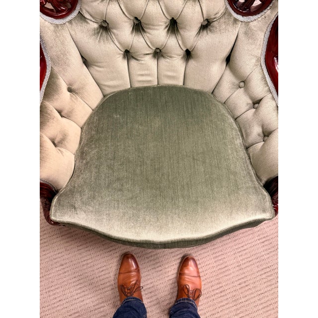 Wood Vintage Victorian High-Back Throne Chair – Harris Furniture Reproductions For Sale - Image 7 of 8