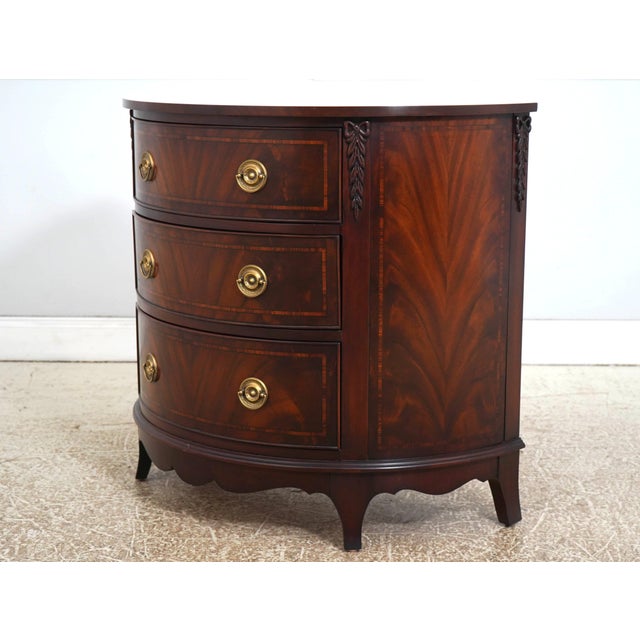 Age: Approx. 30 Years Old Details: High Quality Construction Mahogany Solid Brass Hardware Traditional Style Offered @...
