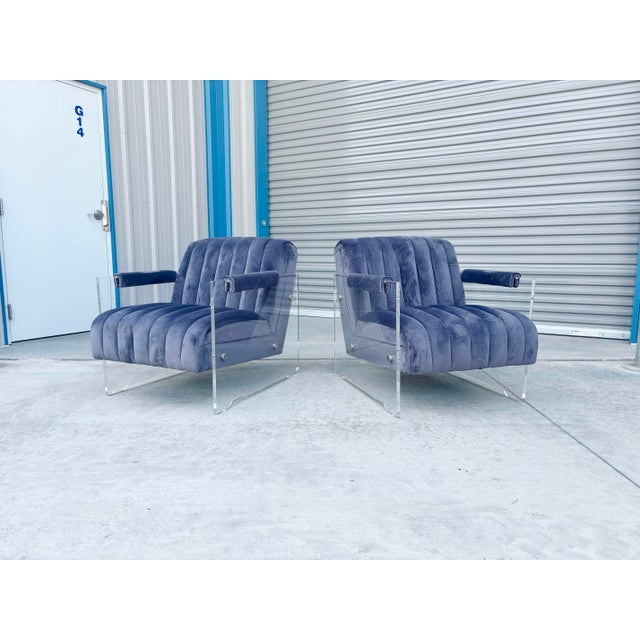 Mid-Century Modern 1980s Velvet and Lucite Lounge Chairs For Sale - Image 3 of 14