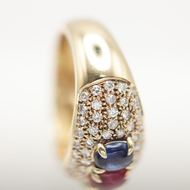 1990s 14k Yellow Gold Diamond Emerald Ruby and Sapphire Ring, Size 6.5 For Sale In New York - Image 6 of 11