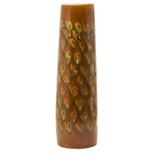 These original Floor vintage vase was produced in the 1960s in Germany. It is made of ceramic pottery. whit Slip Glaze...