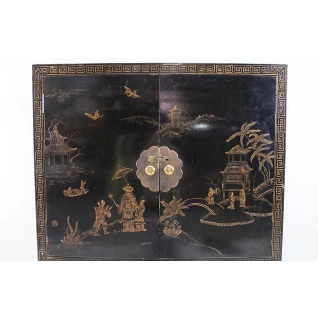 Henredon Henredon Black Lacquer Chinoiserie Chest on Stand Television Tv Cabinet Bar For Sale - Image 4 of 16