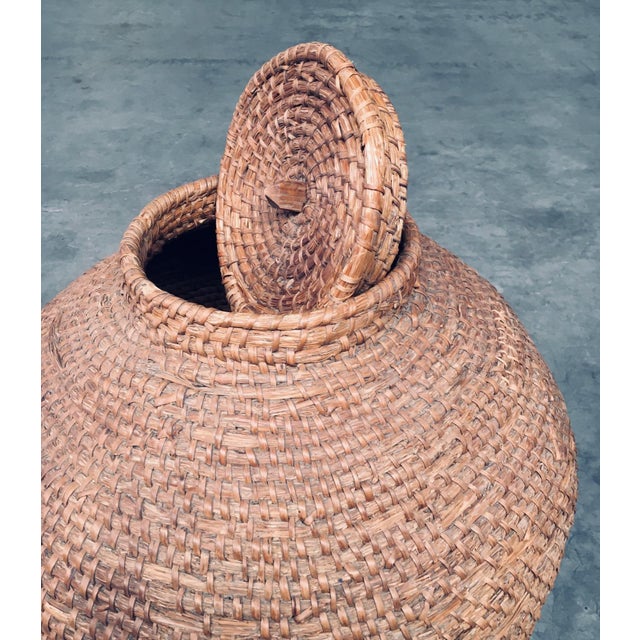 Textile Early 20th Century Folk Art Primitive Straw Basket, 1890s For Sale - Image 7 of 18