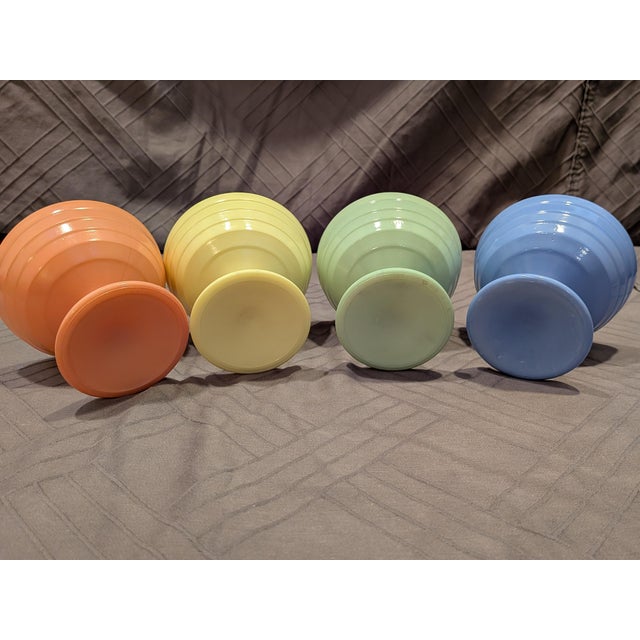 Mid-Century Modern Vintage 1940s Hazel-Atlas "Moderntone" Platonite Pastel Footed Sherbet Dishes - Set of 4 For Sale - Image 3 of 8