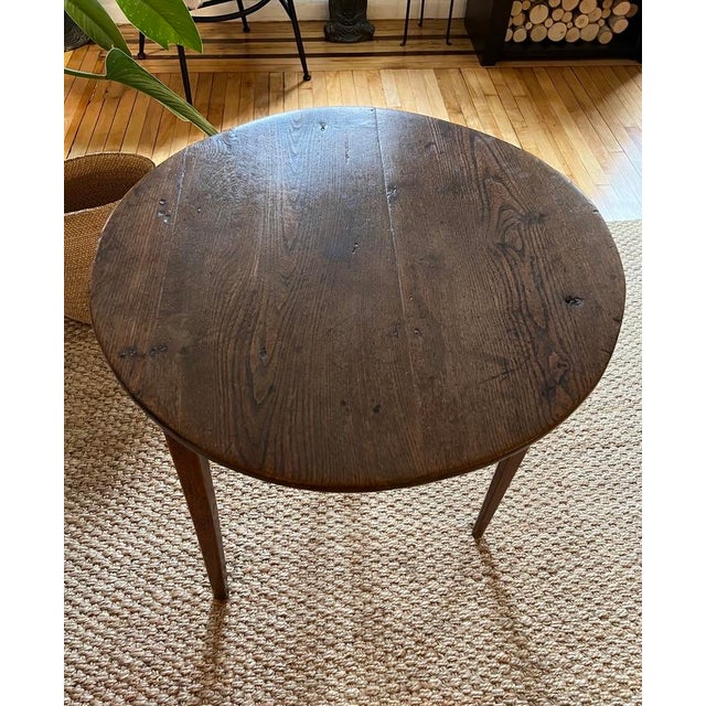Brown 18th Century Georgian English Elm Cricket Table With Scalloped Apron For Sale - Image 8 of 11