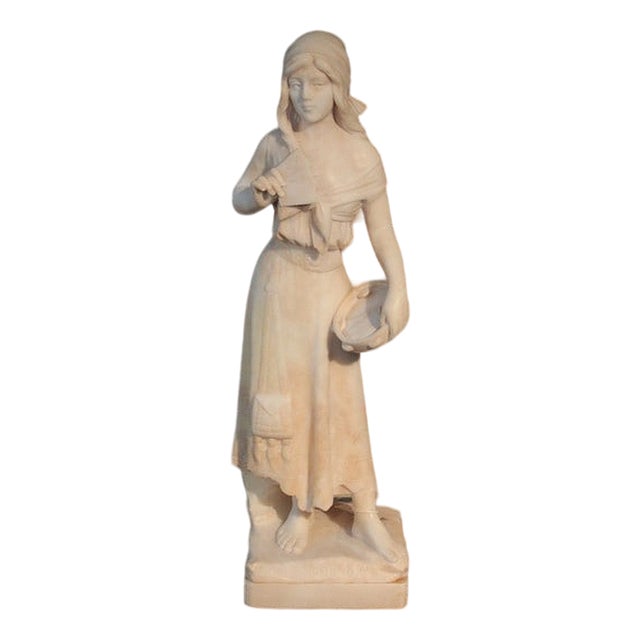 20th Century Statue of Esmeralda in Alabaster For Sale